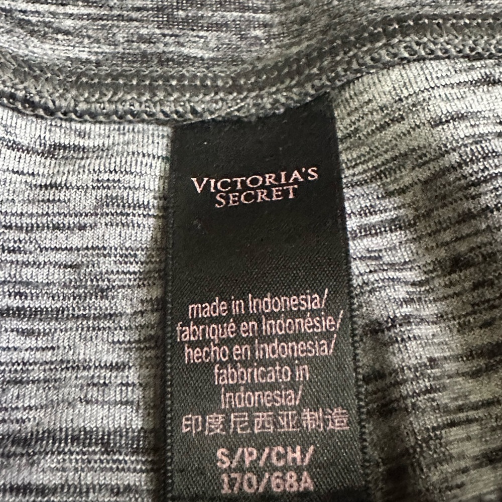Victoria's Secret Charcoal Knit Top - Picture 3 of 5